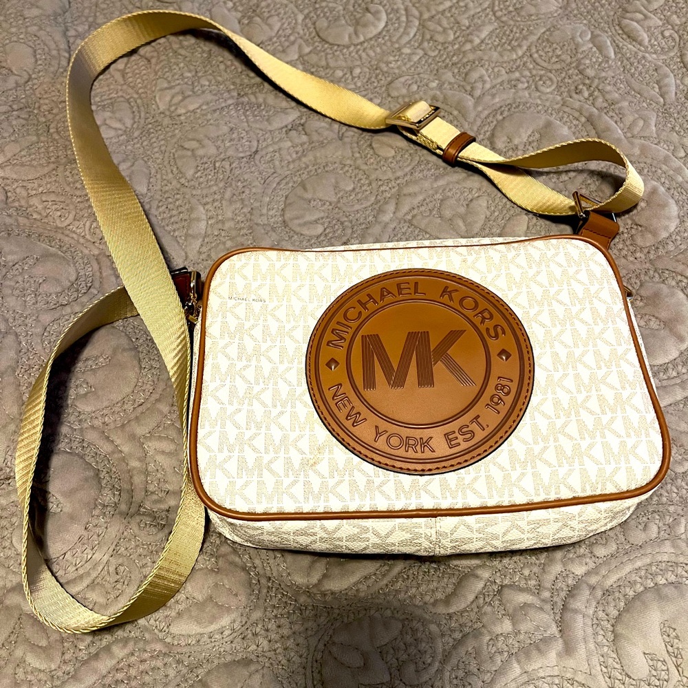Michael Kors purse